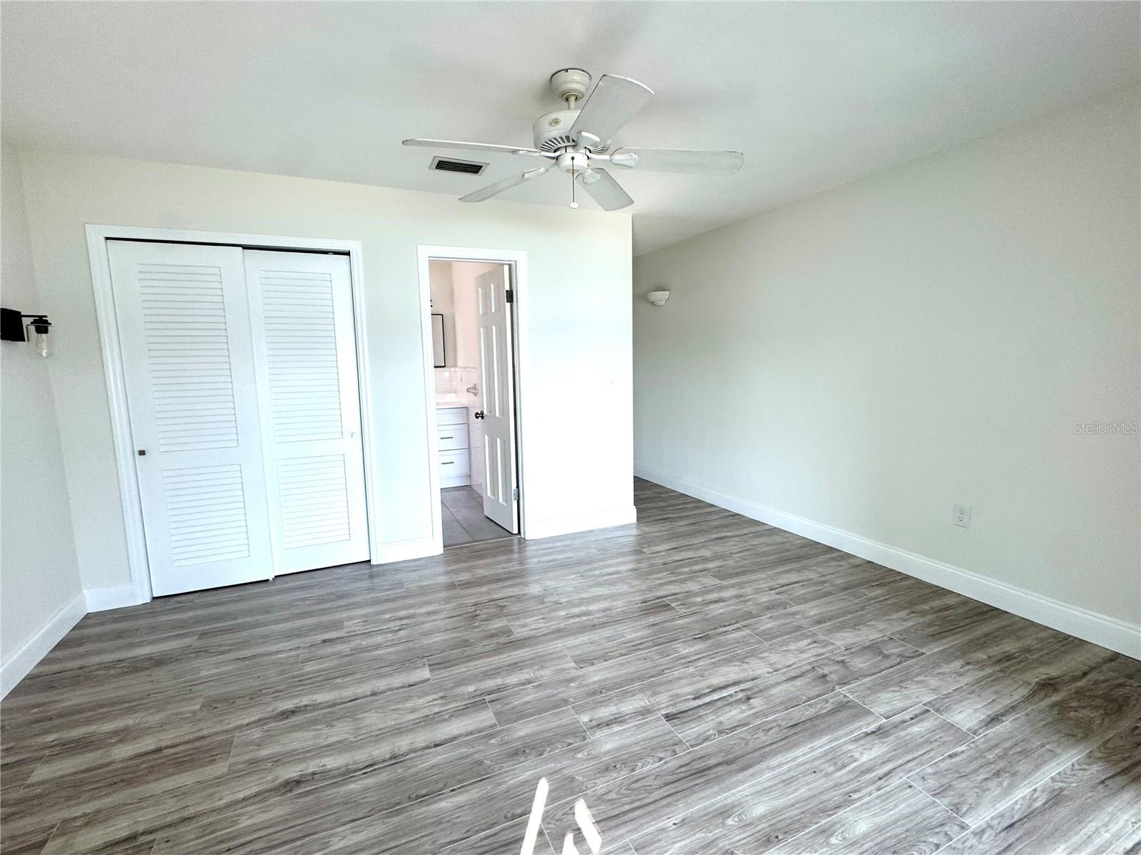 535 173RD AVE, NORTH REDINGTON BEACH, FL — photo 21
