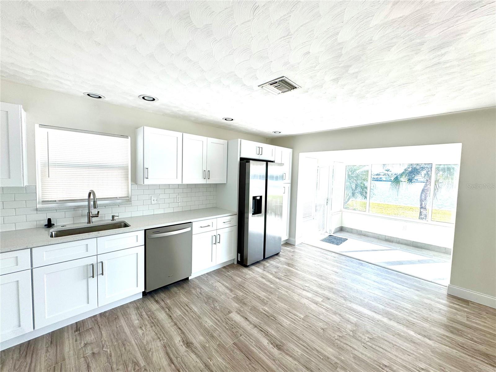 535 173RD AVE, NORTH REDINGTON BEACH, FL — photo 23