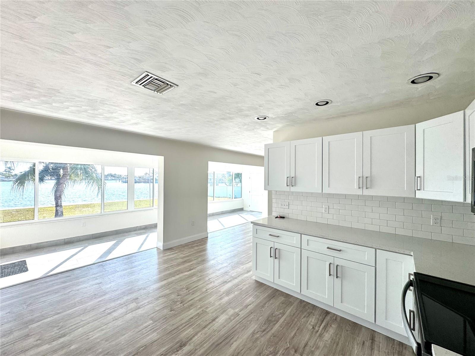 535 173RD AVE, NORTH REDINGTON BEACH, FL — photo 28