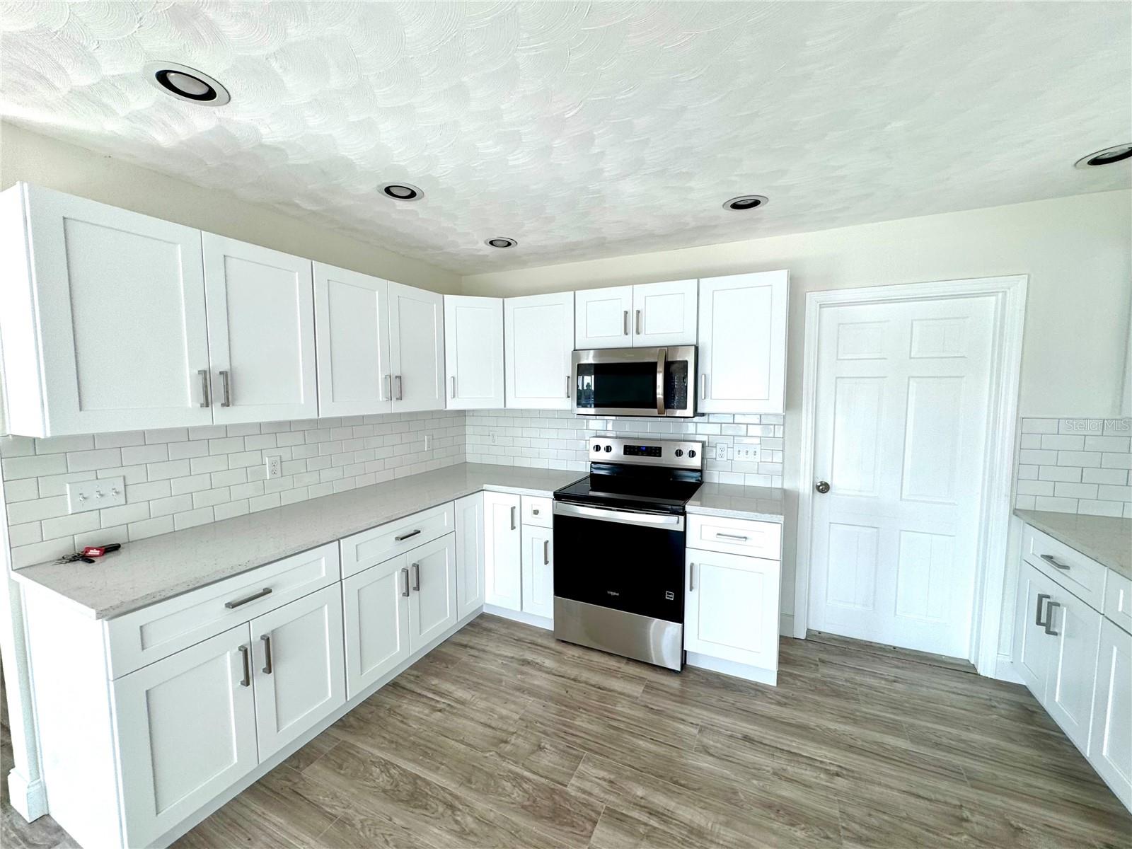 535 173RD AVE, NORTH REDINGTON BEACH, FL — photo 32