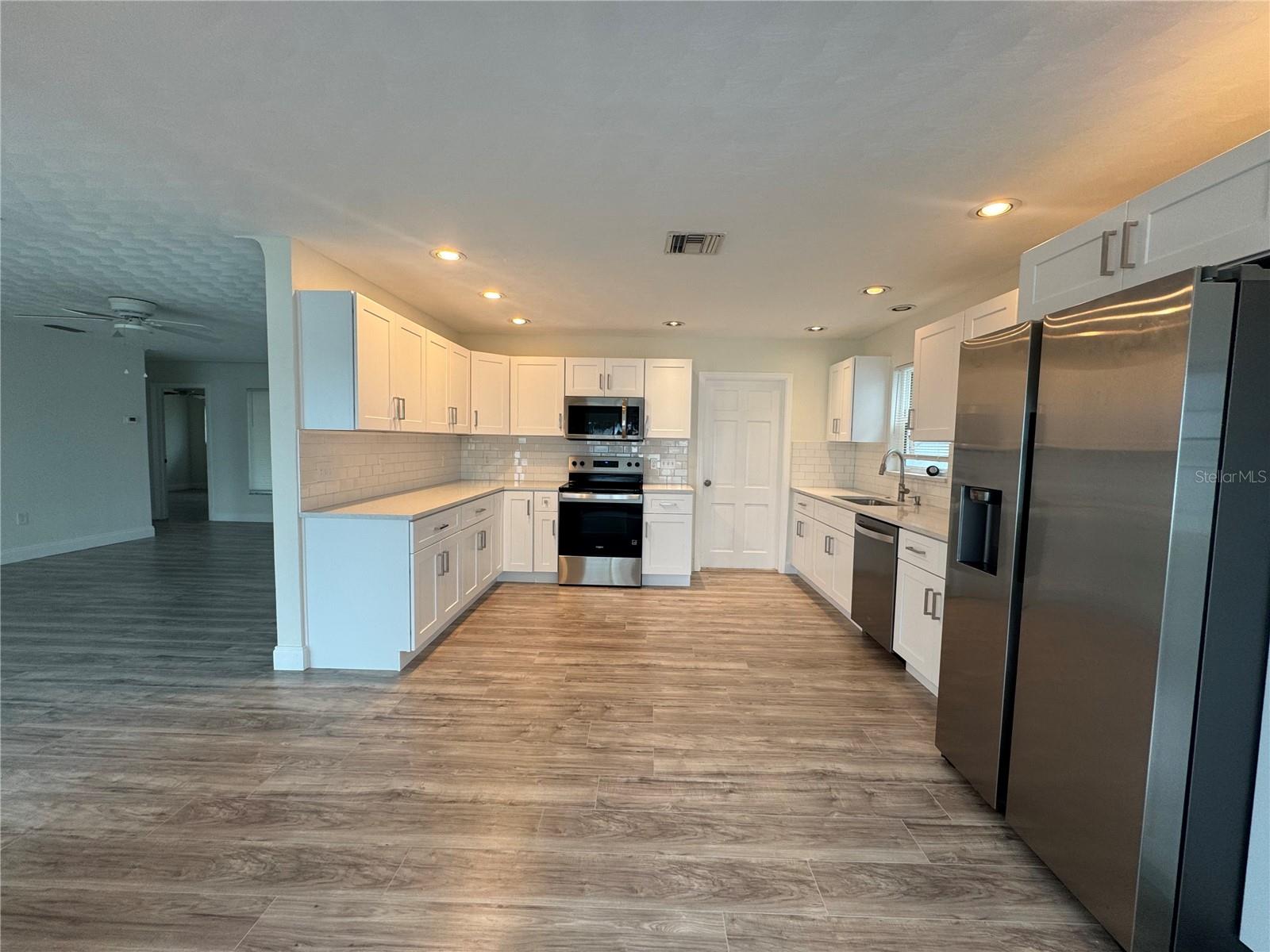535 173RD AVE, NORTH REDINGTON BEACH, FL — photo 56
