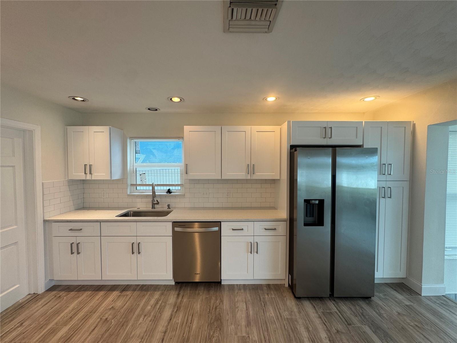 535 173RD AVE, NORTH REDINGTON BEACH, FL — photo 58