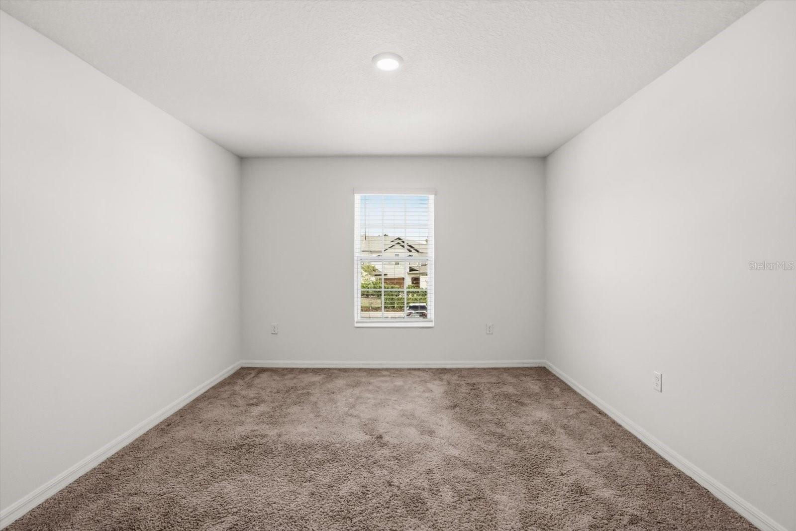 1758 WITHERNSEA CT, TAVARES, FL — photo 42