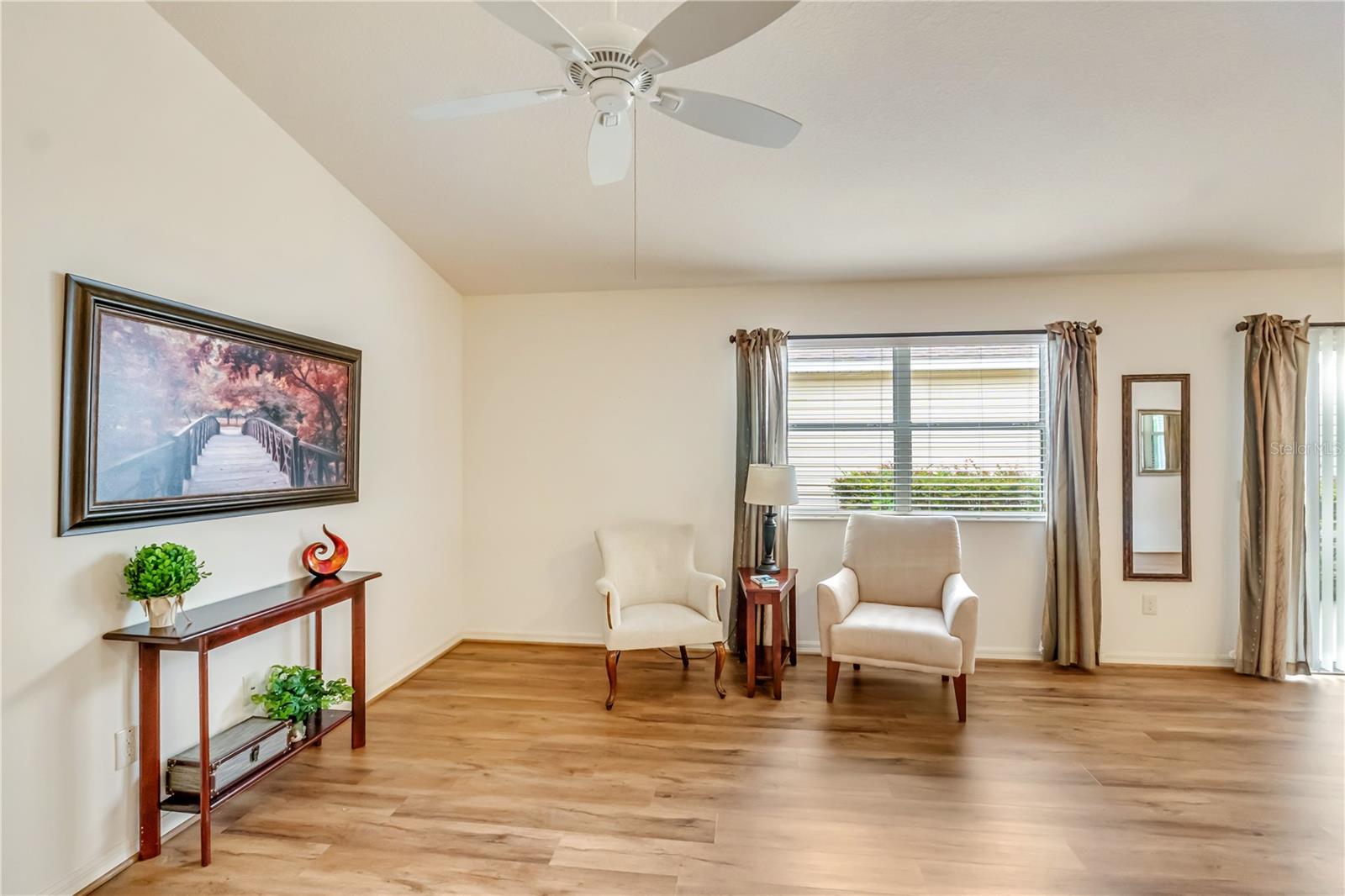 1806 QUEENSBURY TER, THE VILLAGES, FL — photo 11