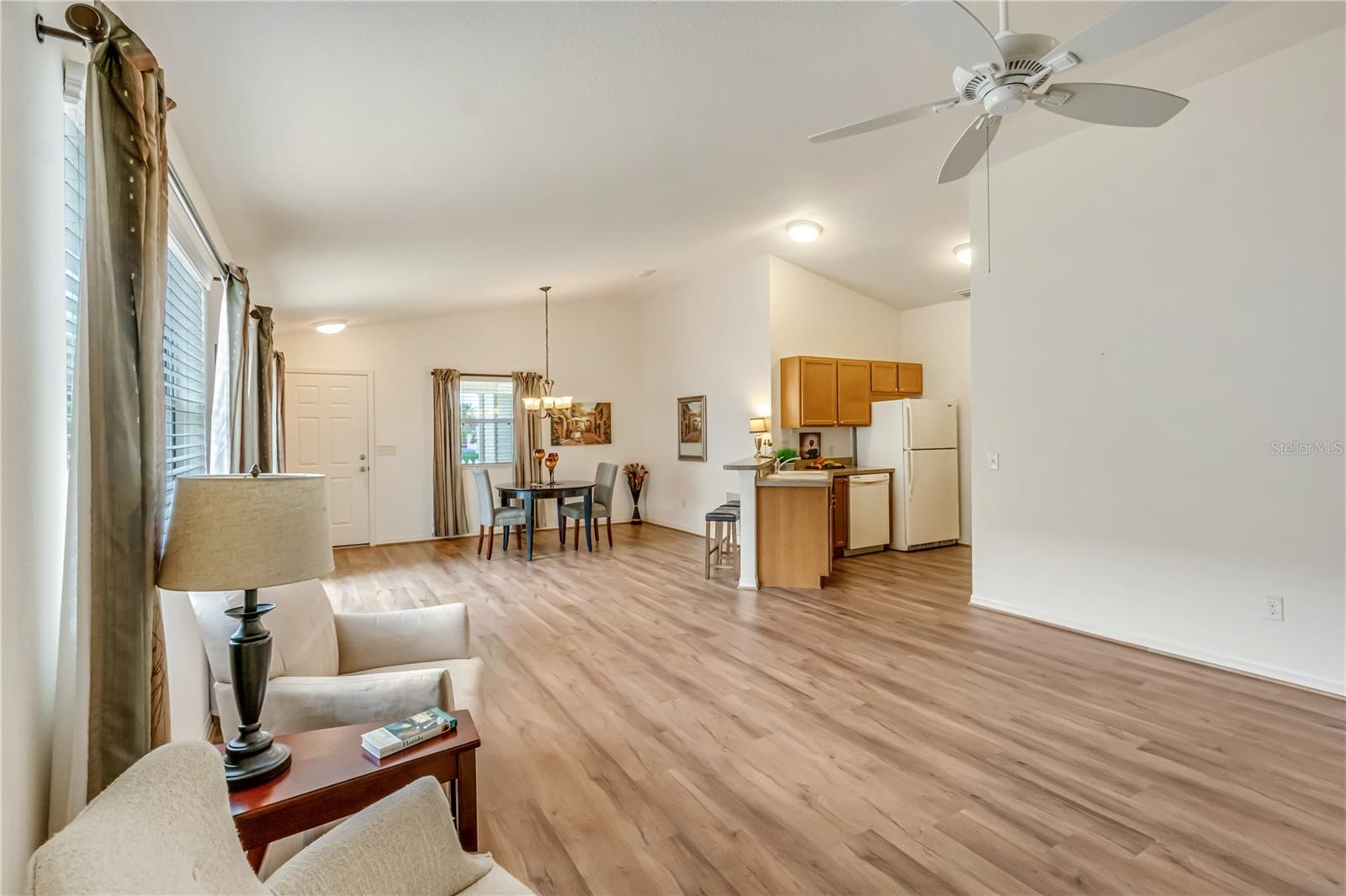 1806 QUEENSBURY TER, THE VILLAGES, FL — photo 13