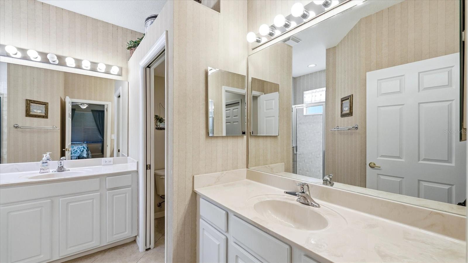 5704 WHITE JASMINE WAY, NORTH PORT, FL — photo 28