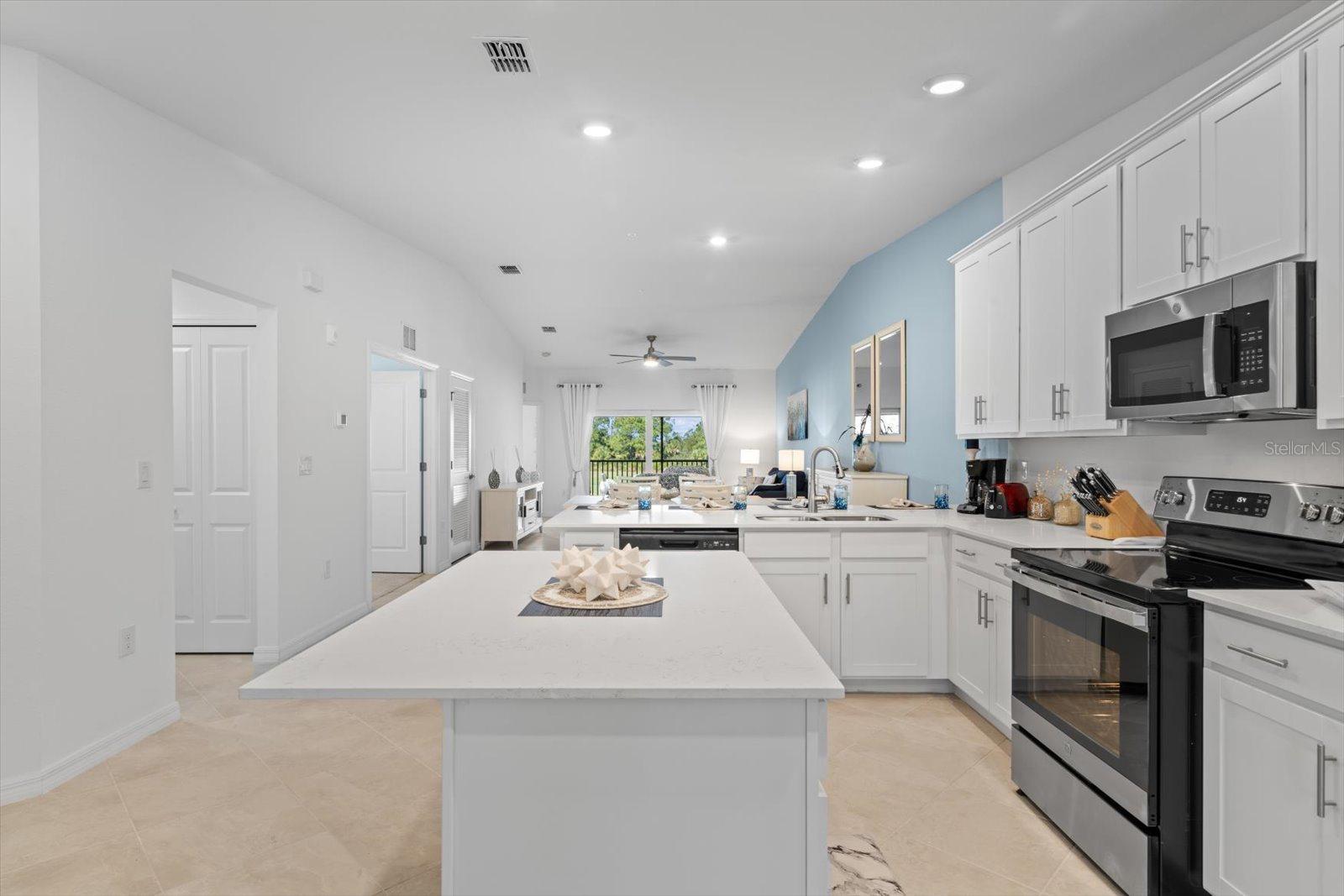 12390 WELLEN GOLF ST #201, VENICE, FL — photo 27