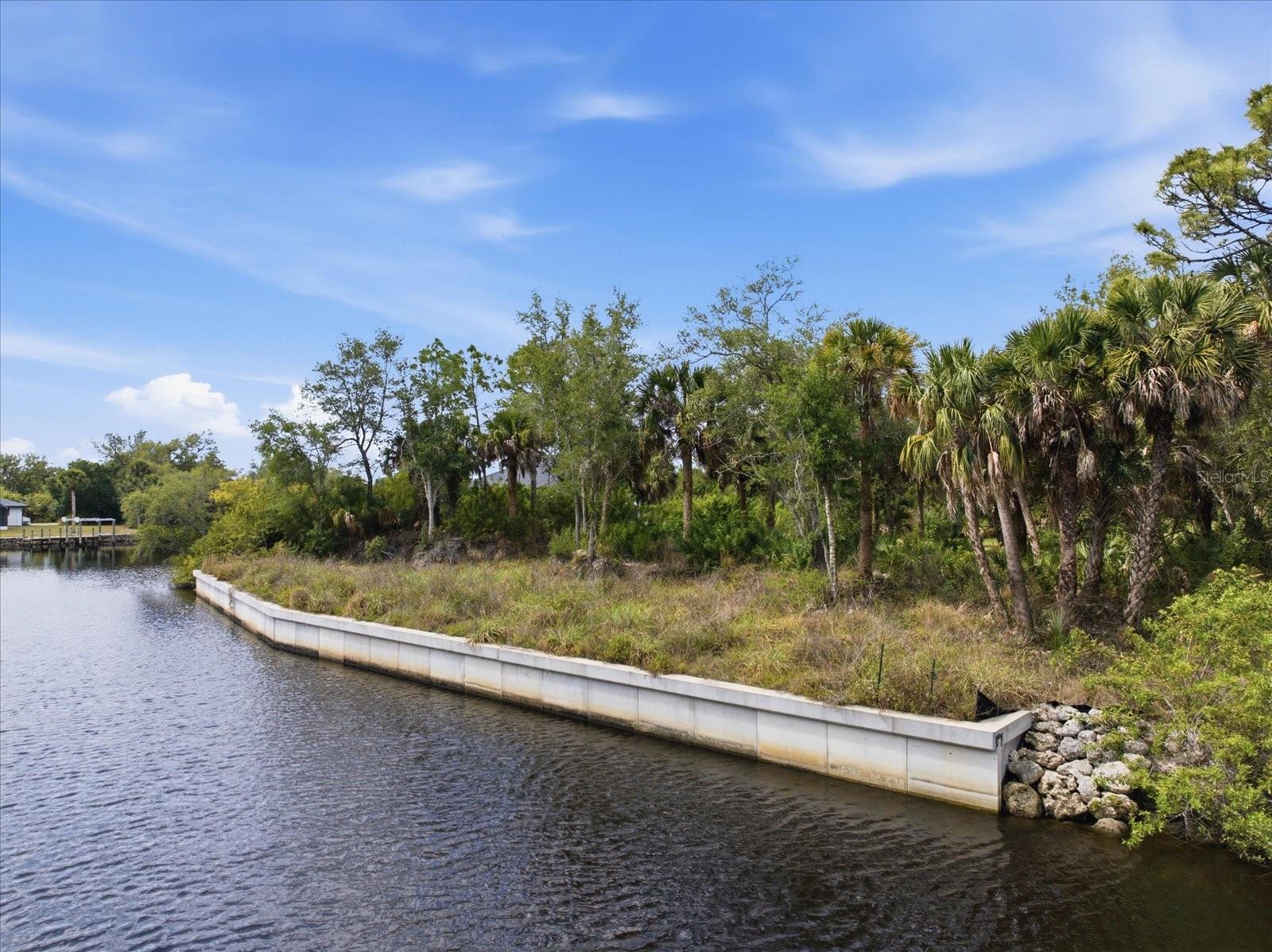 554 MCDILL DR, PORT CHARLOTTE, FL — photo 4