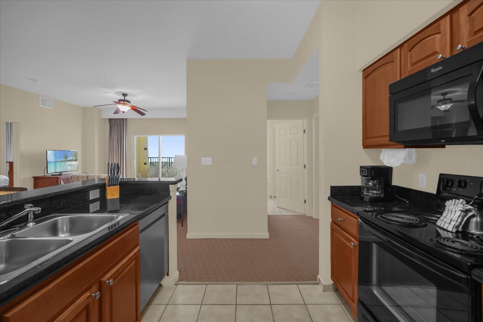 8101 RESORT VILLAGE DR #31202, ORLANDO, FL — photo 9