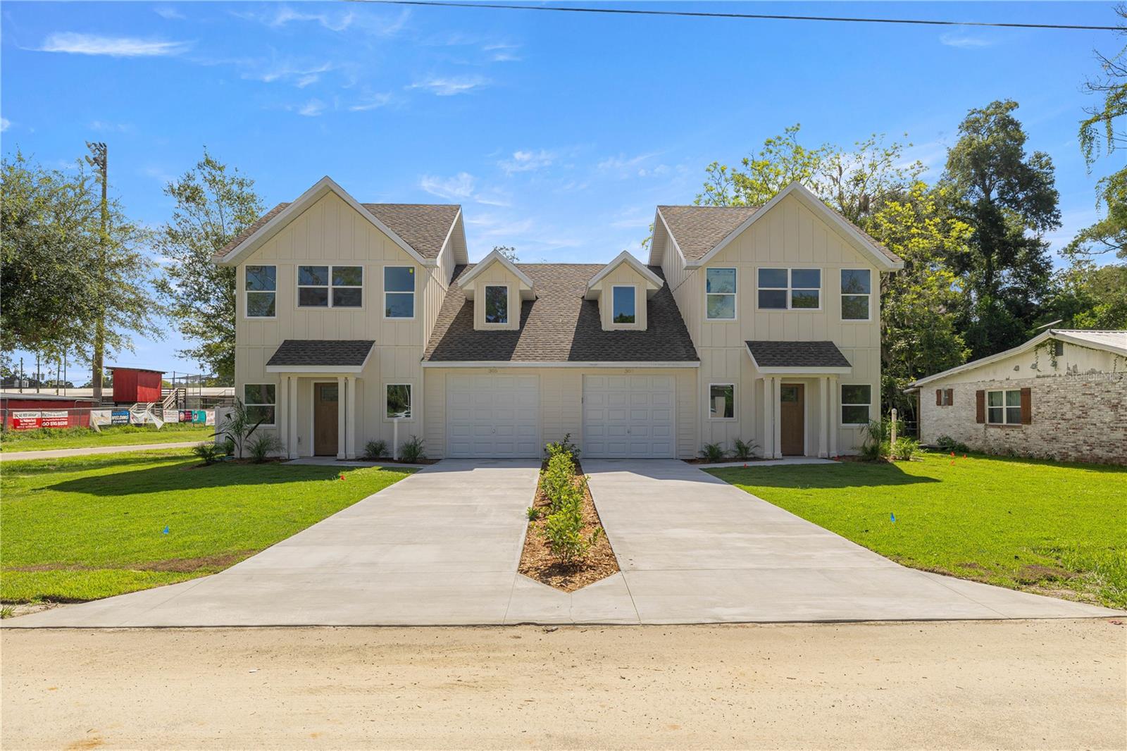 305 SE 5TH TER, WILLISTON, FL — photo 2