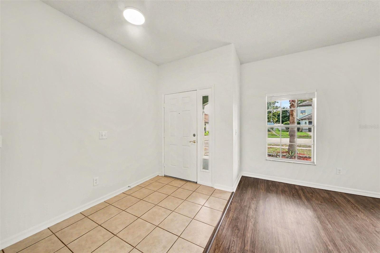 2512 HOLLY PINE CIR, ORLANDO, FL — photo 10