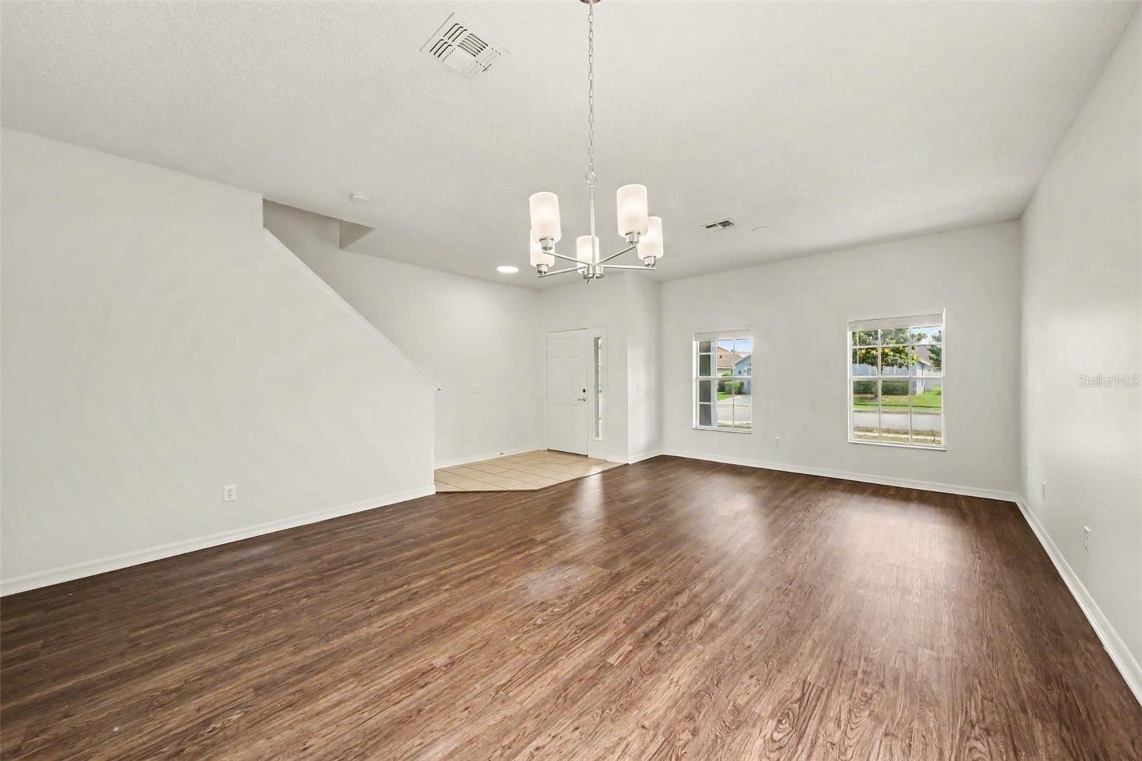 2512 HOLLY PINE CIR, ORLANDO, FL — photo 11