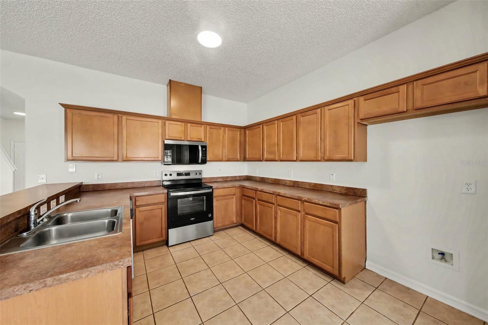 2512 HOLLY PINE CIR, ORLANDO, FL — photo 17