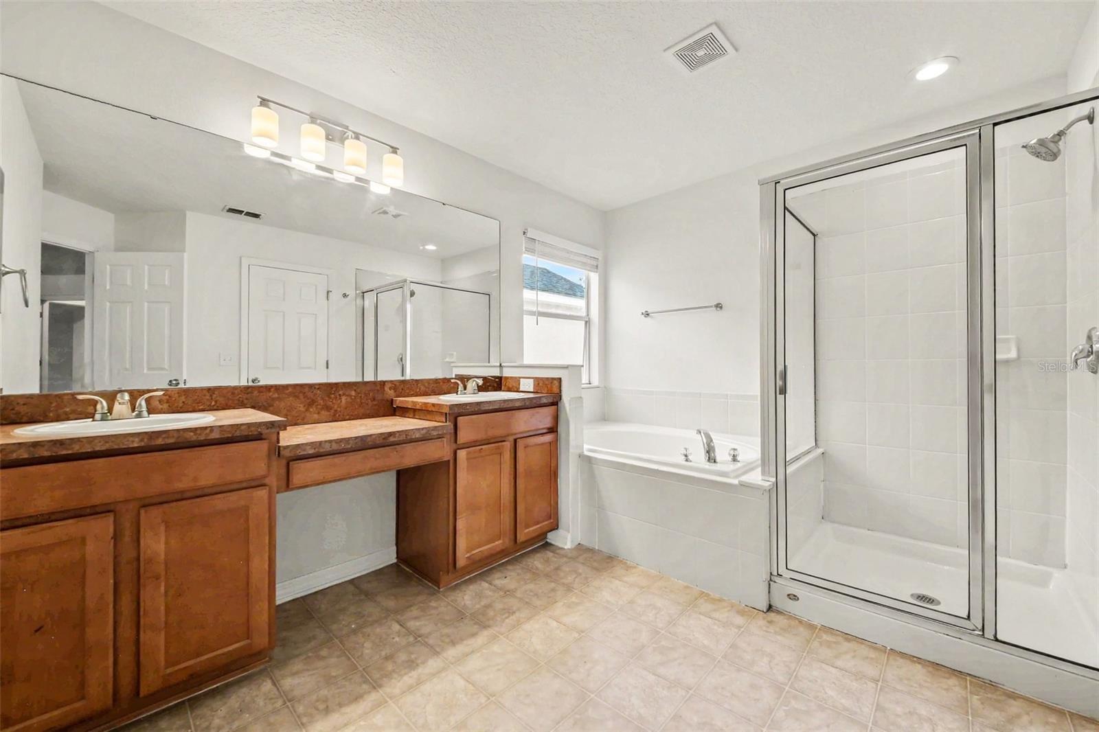 2512 HOLLY PINE CIR, ORLANDO, FL — photo 22