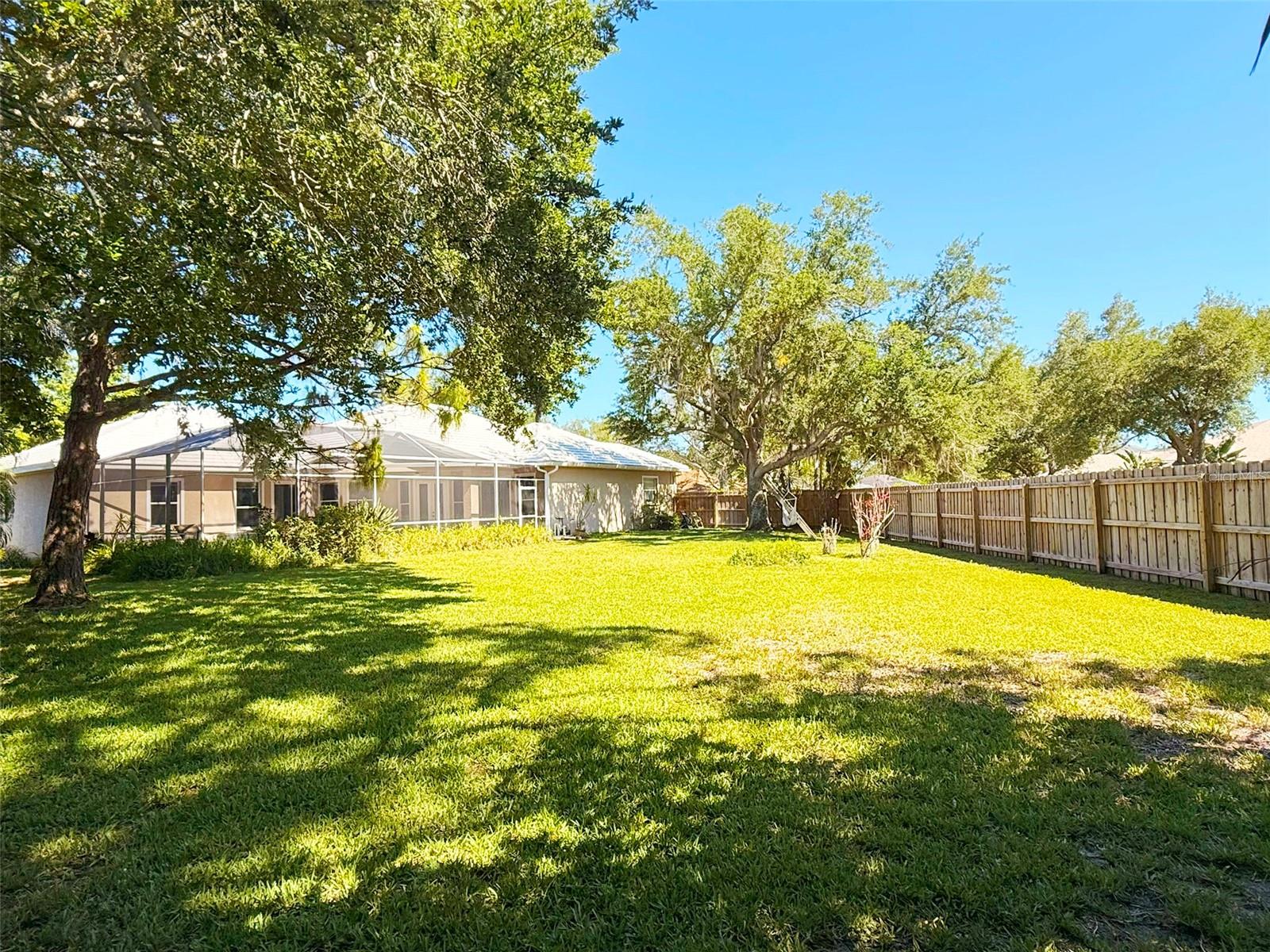 619 OAK RIVER CT, OSPREY, FL — photo 34