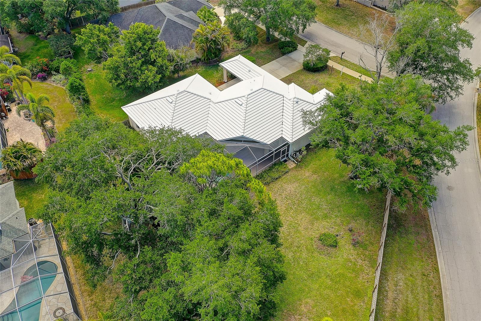 619 OAK RIVER CT, OSPREY, FL — photo 41