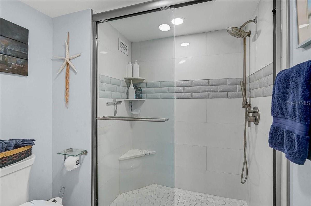 1111 N GULFSTREAM AVE #7C, SARASOTA, FL — photo 37
