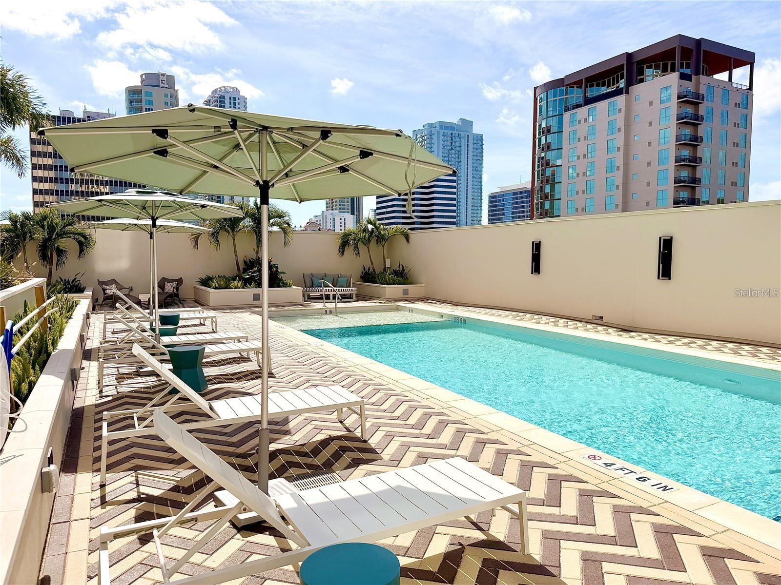 126 4TH AVE NE #601, ST PETERSBURG, FL — photo 39