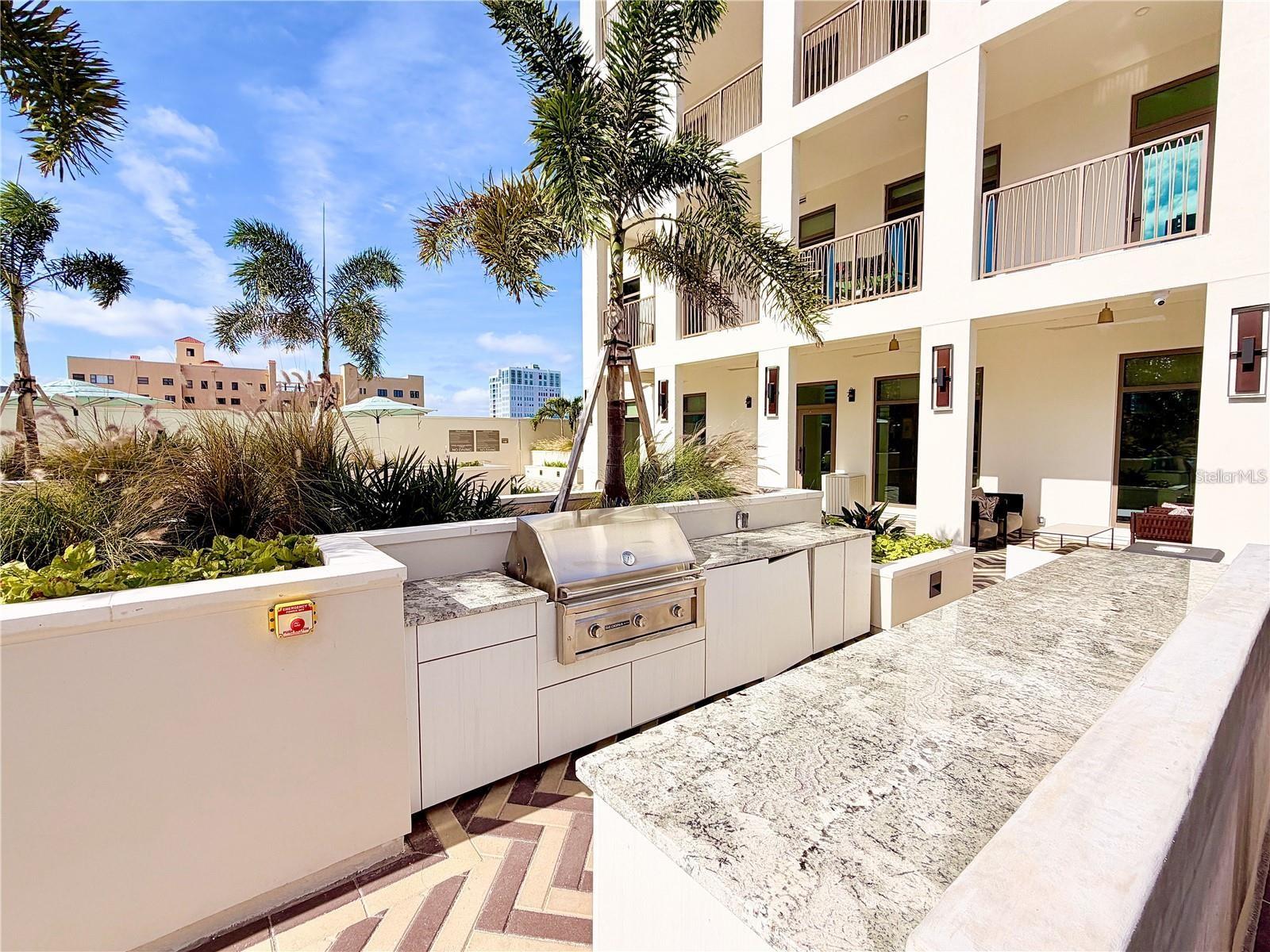 126 4TH AVE NE #601, ST PETERSBURG, FL — photo 40