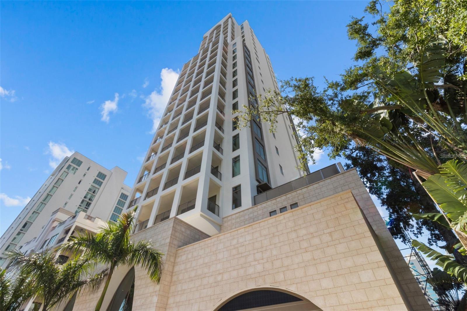 126 4TH AVE NE #601, ST PETERSBURG, FL — photo 42