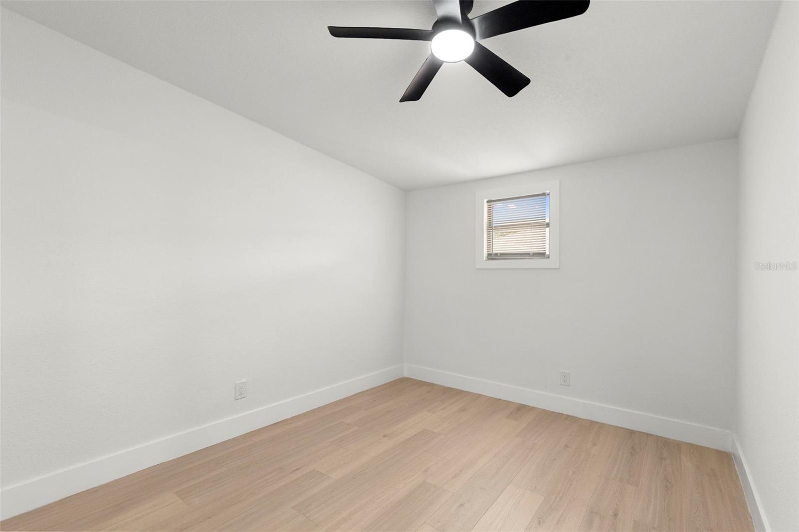 5501 N ALBANY AVE, TAMPA, FL — photo 20