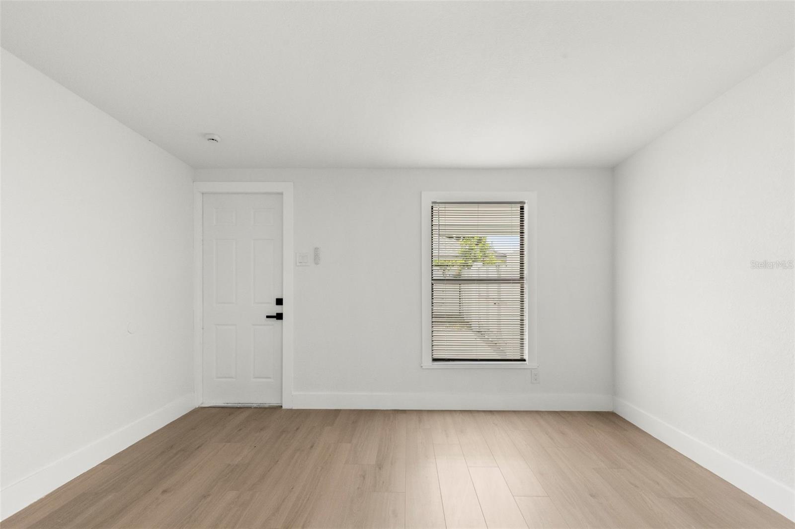 5501 N ALBANY AVE, TAMPA, FL — photo 27