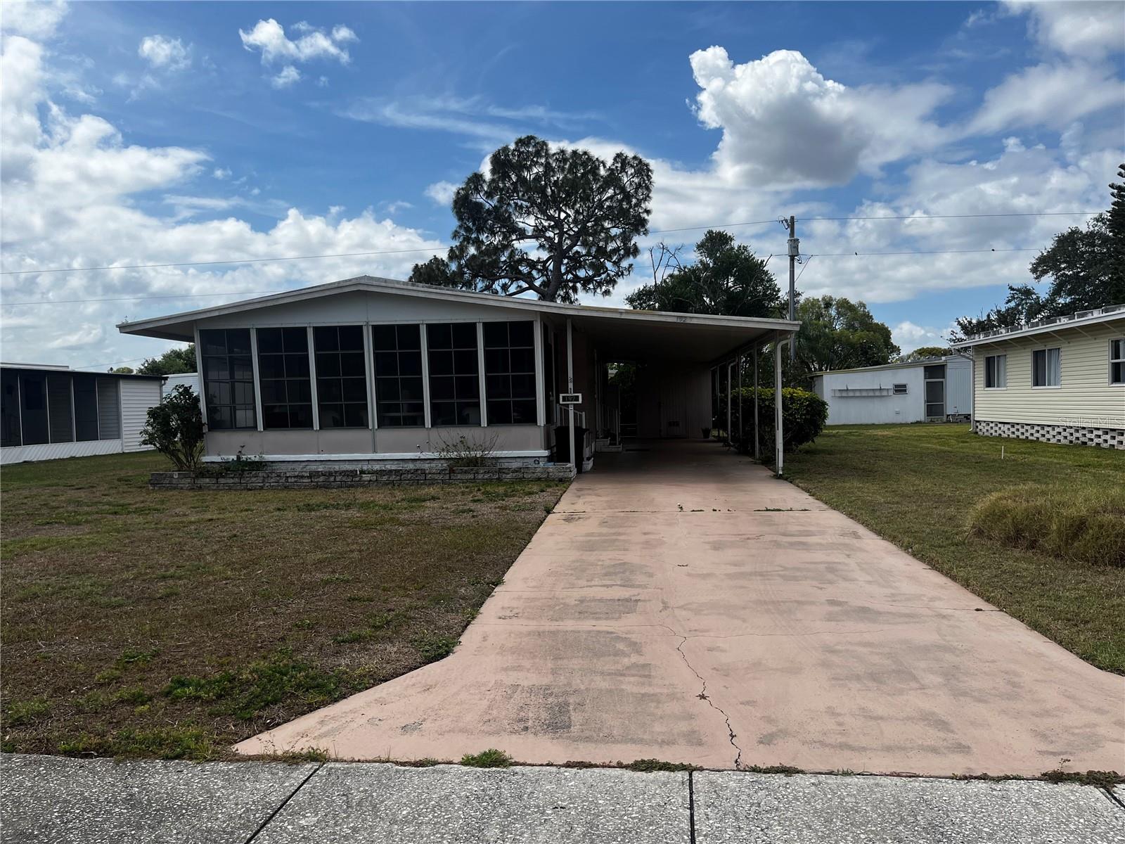 192 PHILADELPHIA BLVD #9, PALM HARBOR, FL