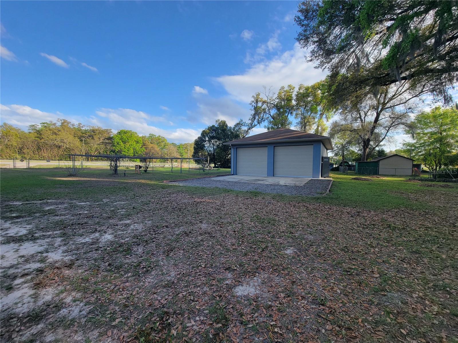 8028 SE 129TH PL, SUMMERFIELD, FL — photo 12