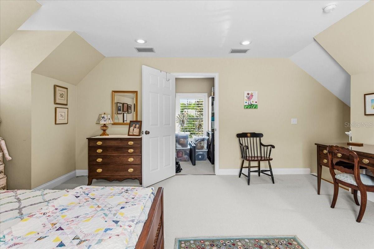 2772 NW 26TH PL, GAINESVILLE, FL — photo 41