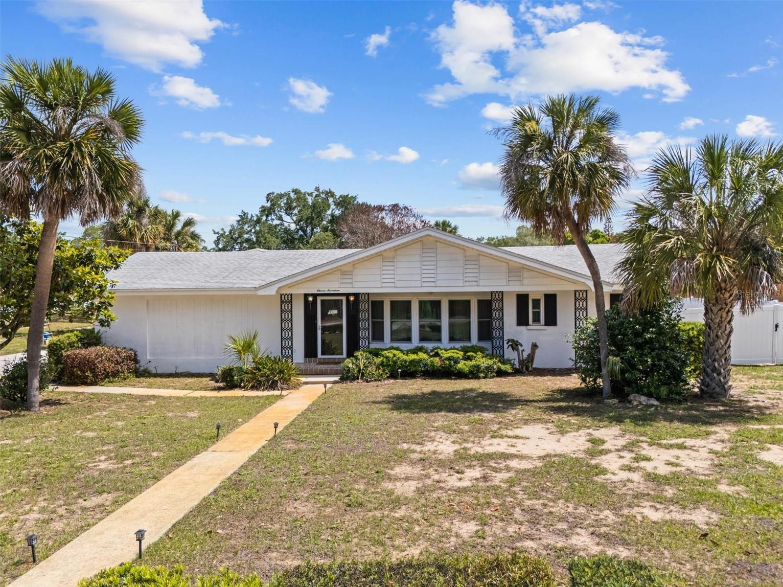 1117 N LAKESHORE BLVD, LAKE WALES, FL — photo 2