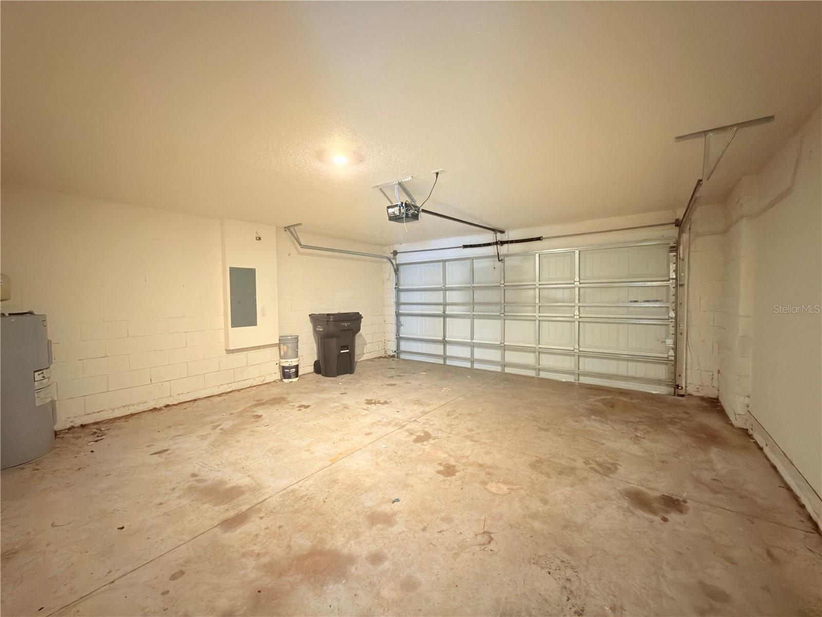 733 JAMES CT, KISSIMMEE, FL — photo 12
