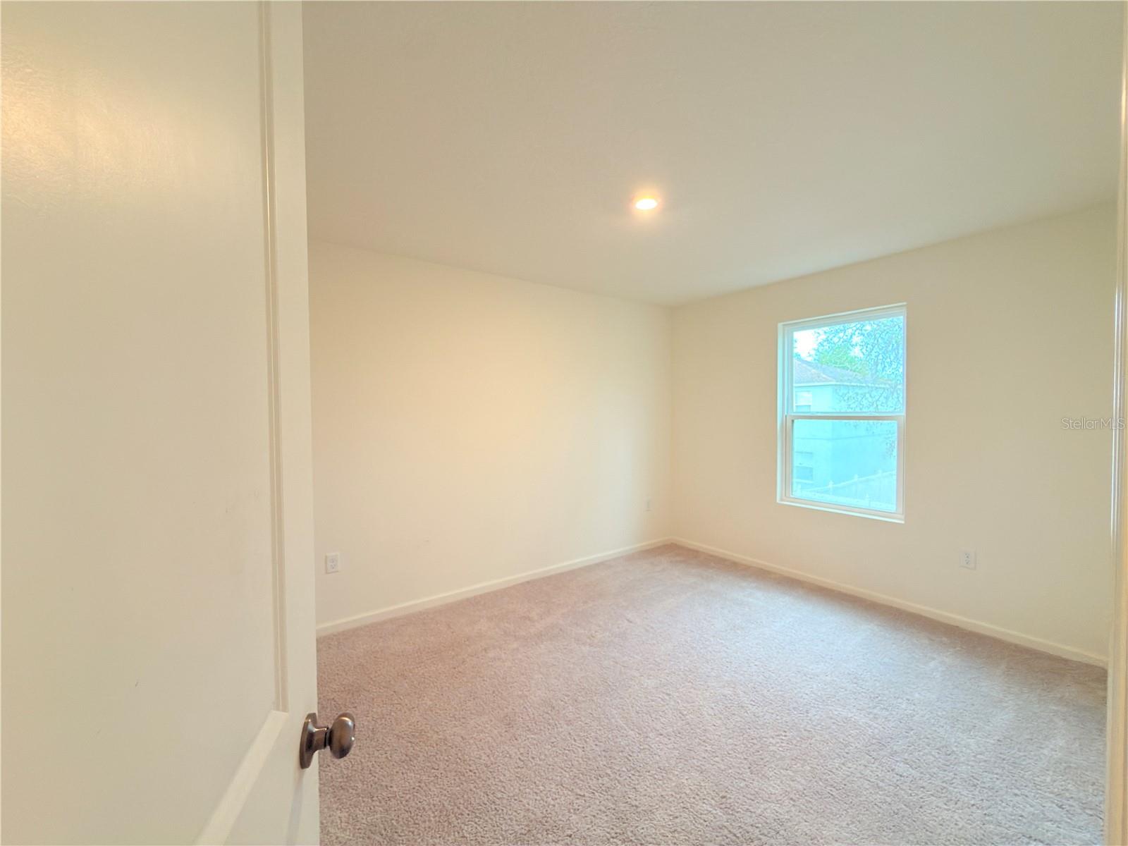 733 JAMES CT, KISSIMMEE, FL — photo 21