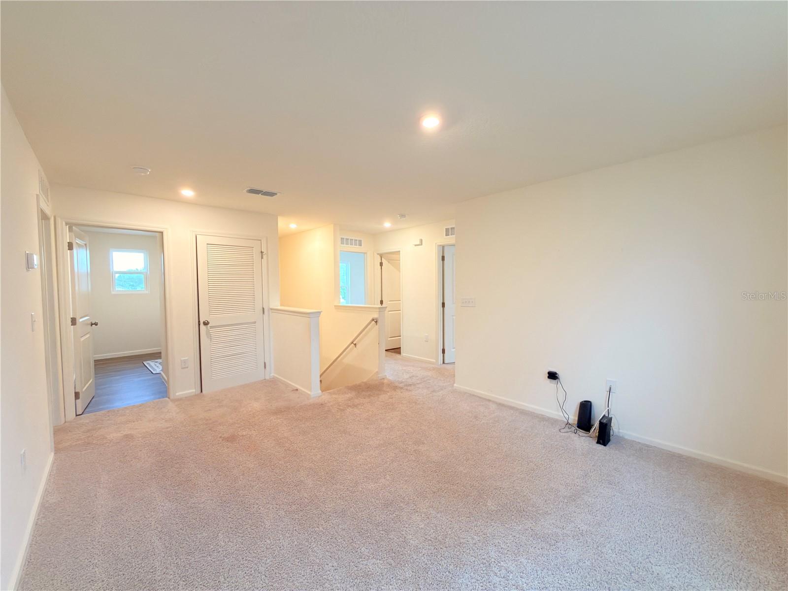 733 JAMES CT, KISSIMMEE, FL — photo 24