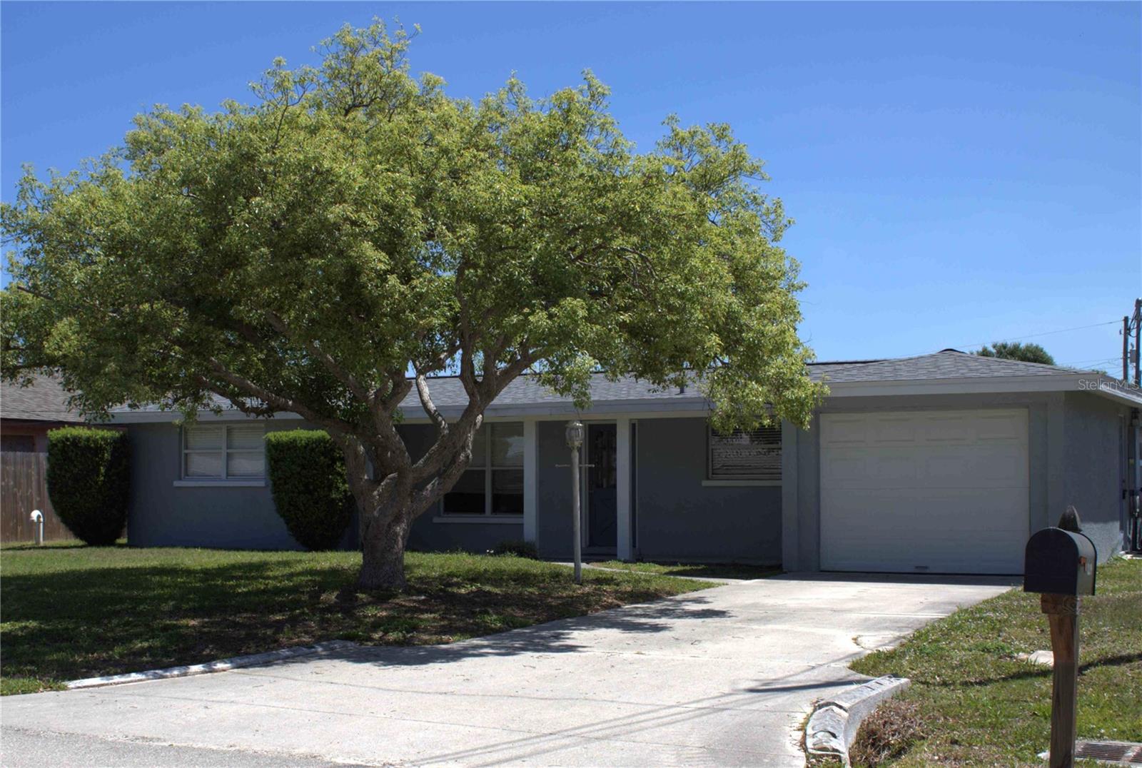 3219 CAMBRIDGE DR, SARASOTA, FL