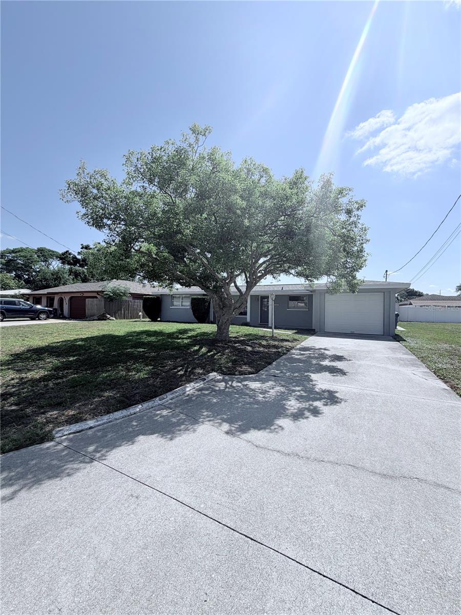 3219 CAMBRIDGE DR, SARASOTA, FL — photo 2