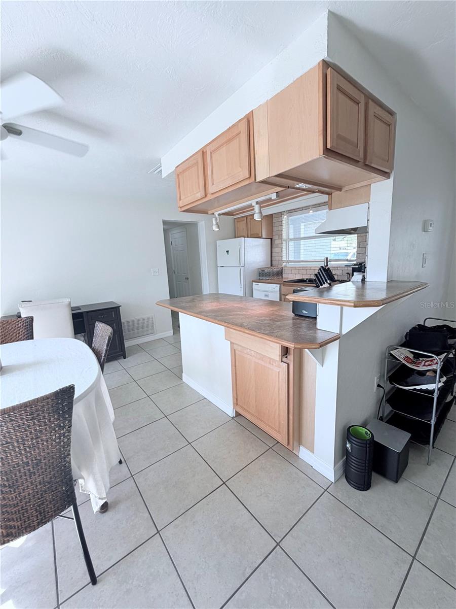 3219 CAMBRIDGE DR, SARASOTA, FL — photo 7