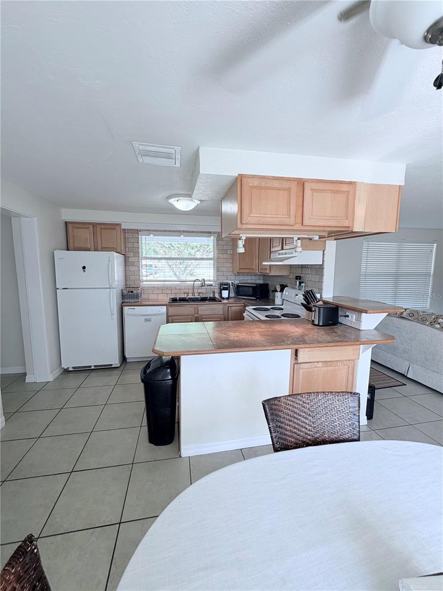 3219 CAMBRIDGE DR, SARASOTA, FL — photo 8
