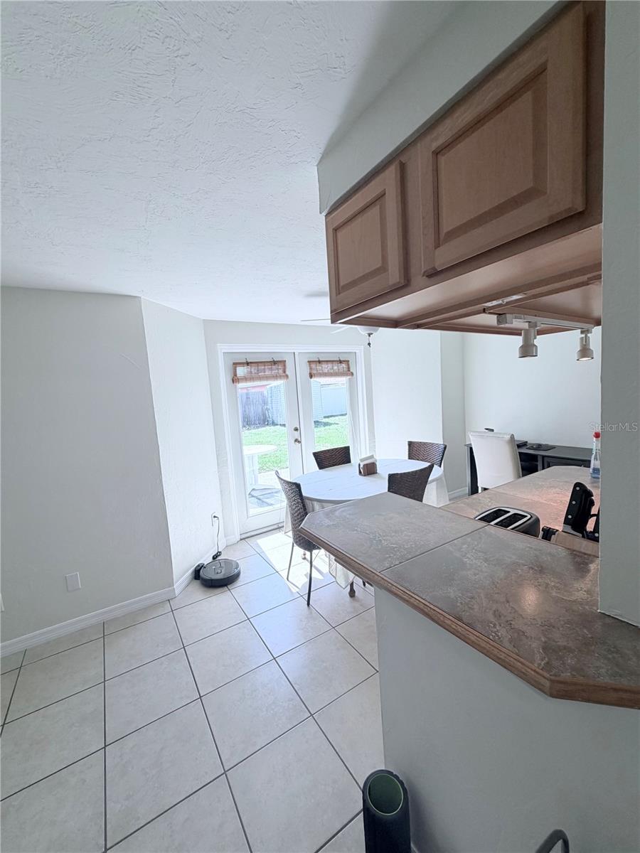 3219 CAMBRIDGE DR, SARASOTA, FL — photo 10