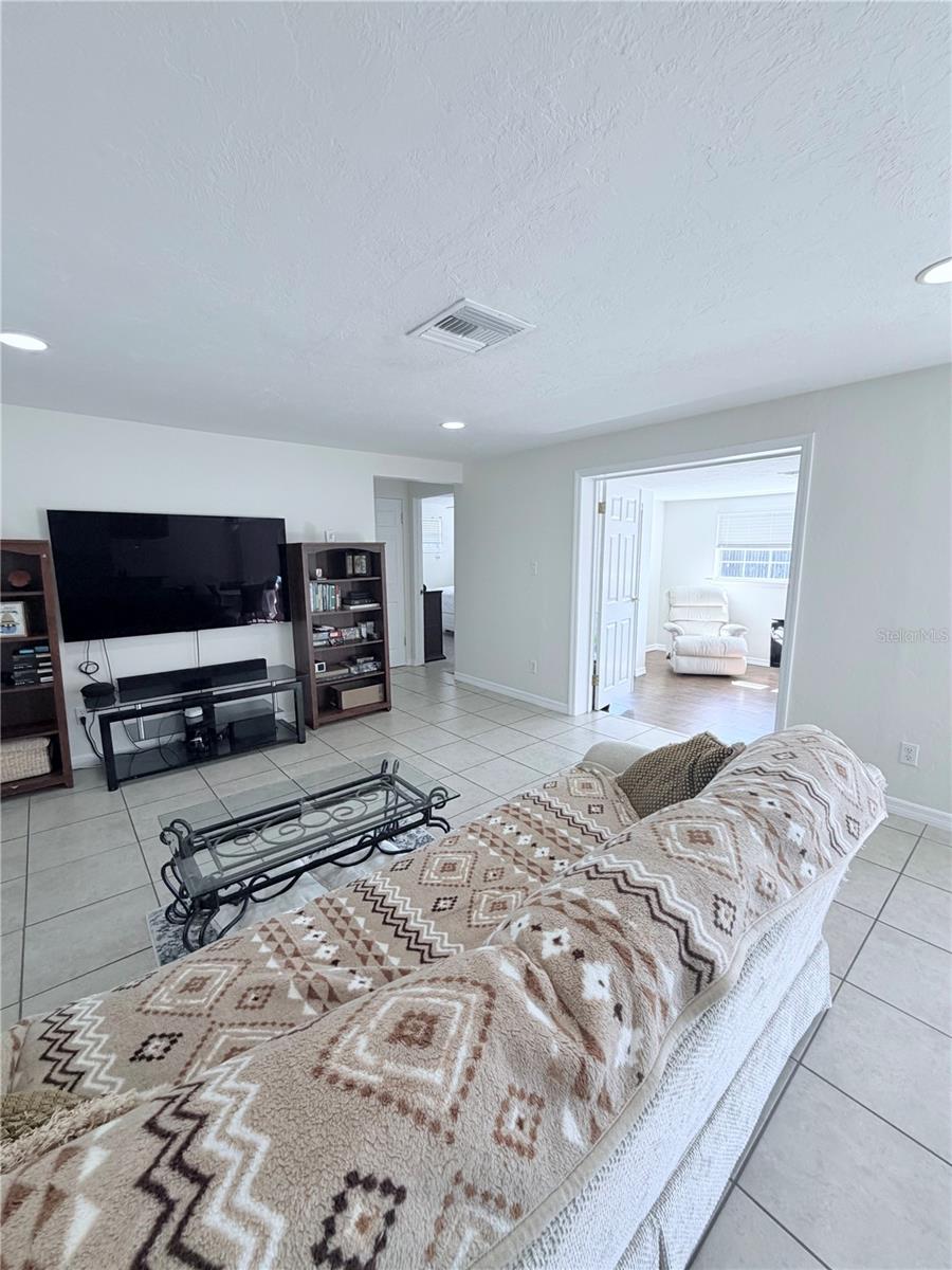 3219 CAMBRIDGE DR, SARASOTA, FL — photo 11