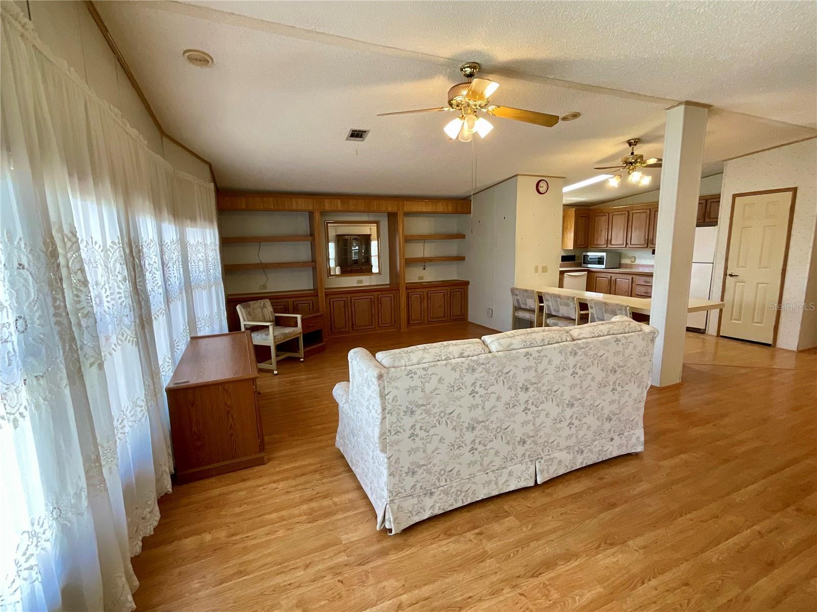 35935 TANDA CIR, ZEPHYRHILLS, FL — photo 8