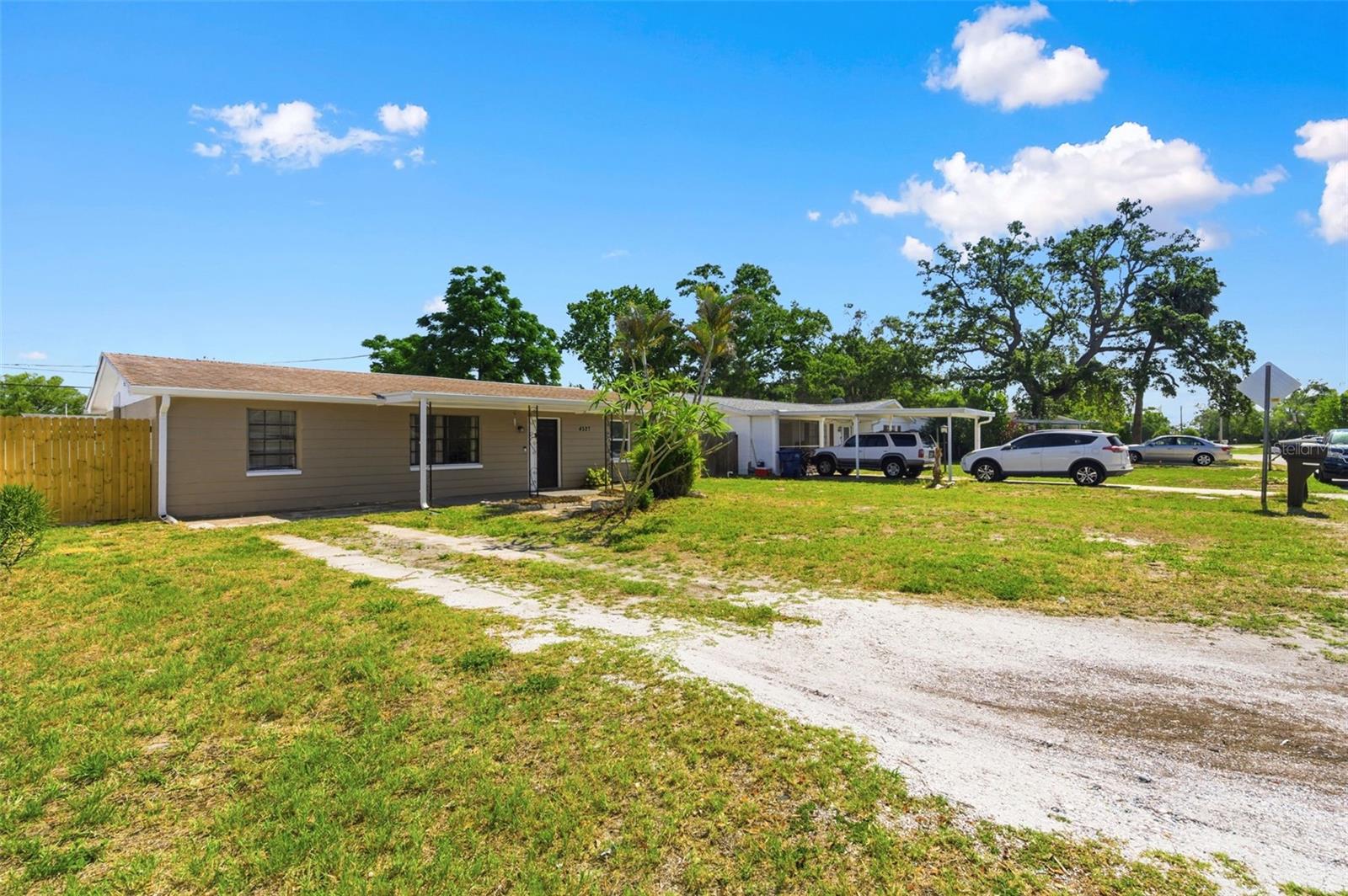 4327 BEACON SQUARE DR, HOLIDAY, FL — photo 2