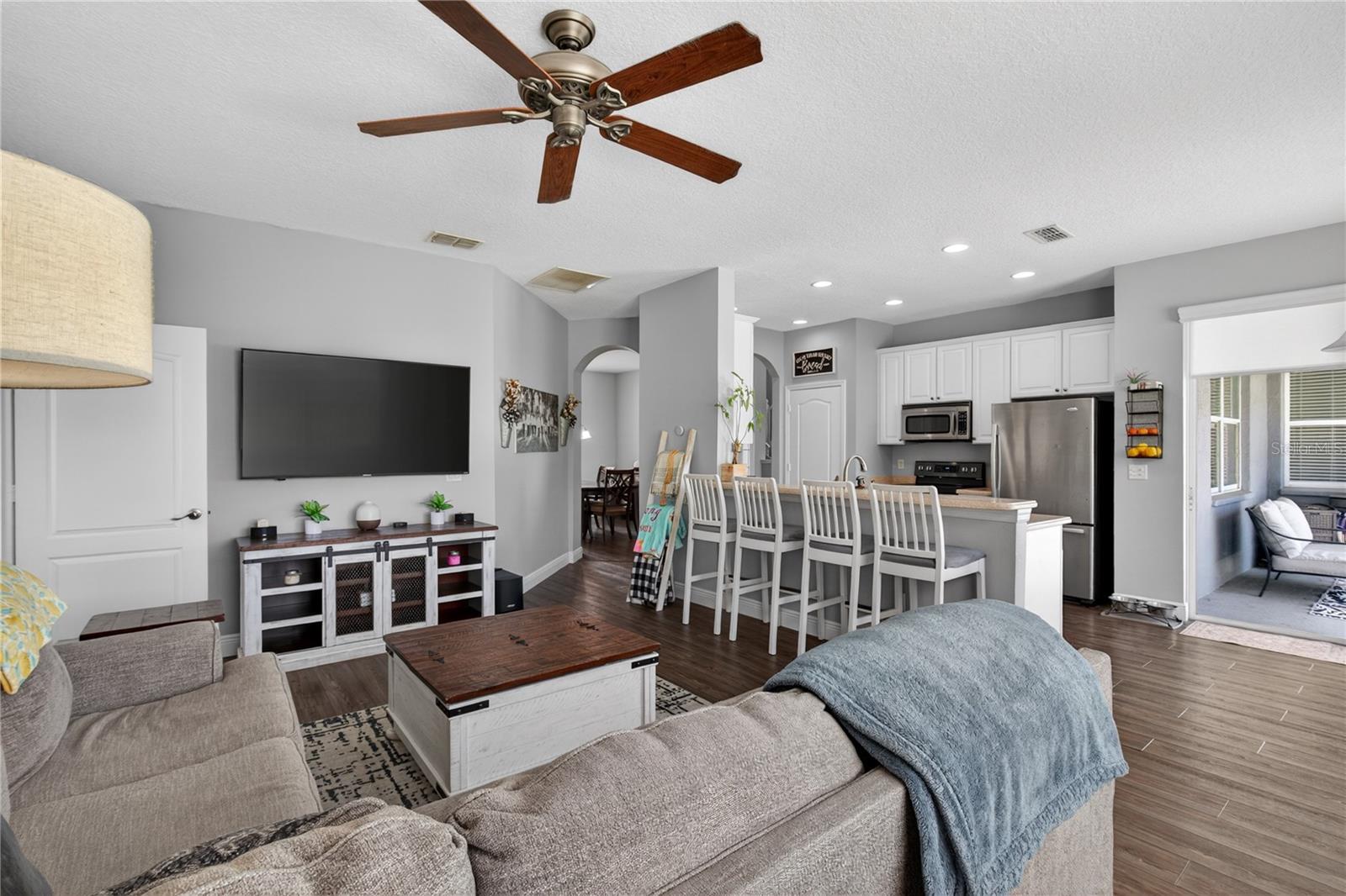 23626 VALDERAMA LN, SORRENTO, FL — photo 36