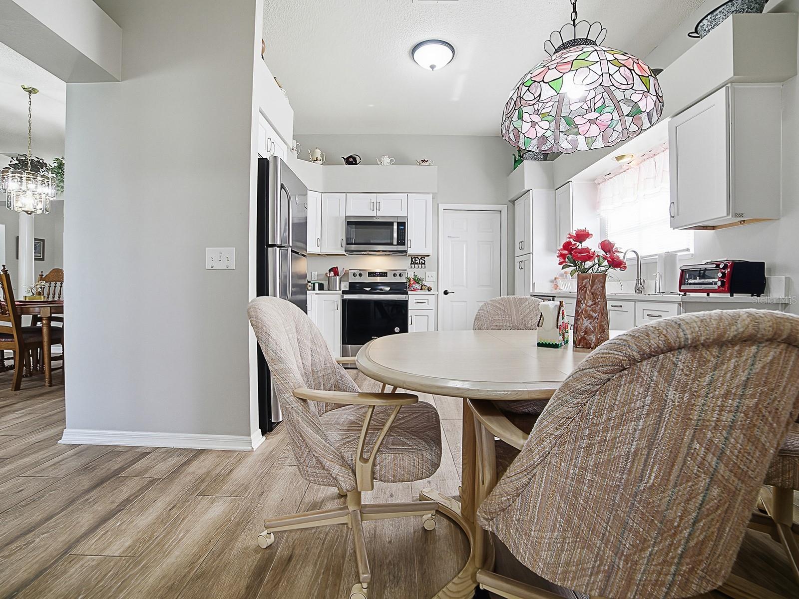 820 CORTEZ AVE, THE VILLAGES, FL — photo 23