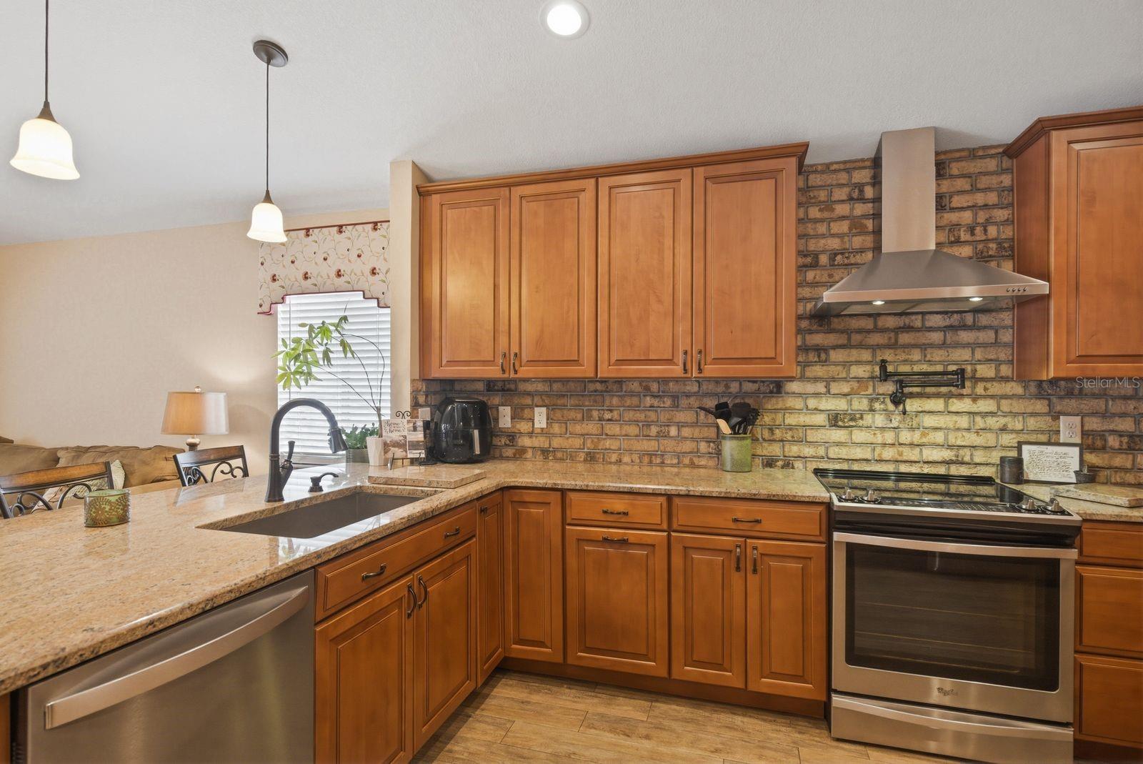 3228 BENTLEY DR, PALM HARBOR, FL — photo 12