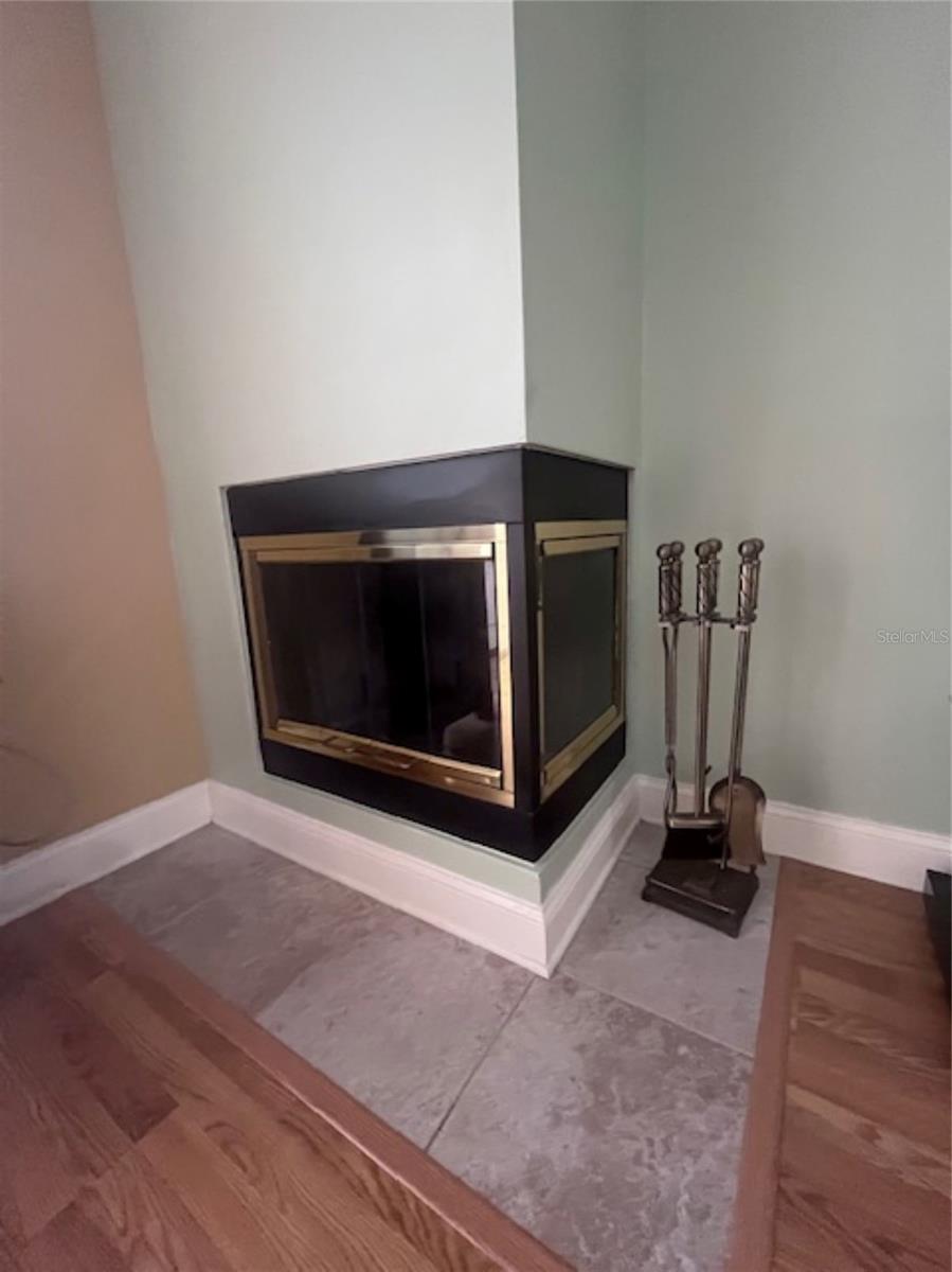3047 OVERLOOK PL, CLEARWATER, FL — photo 16