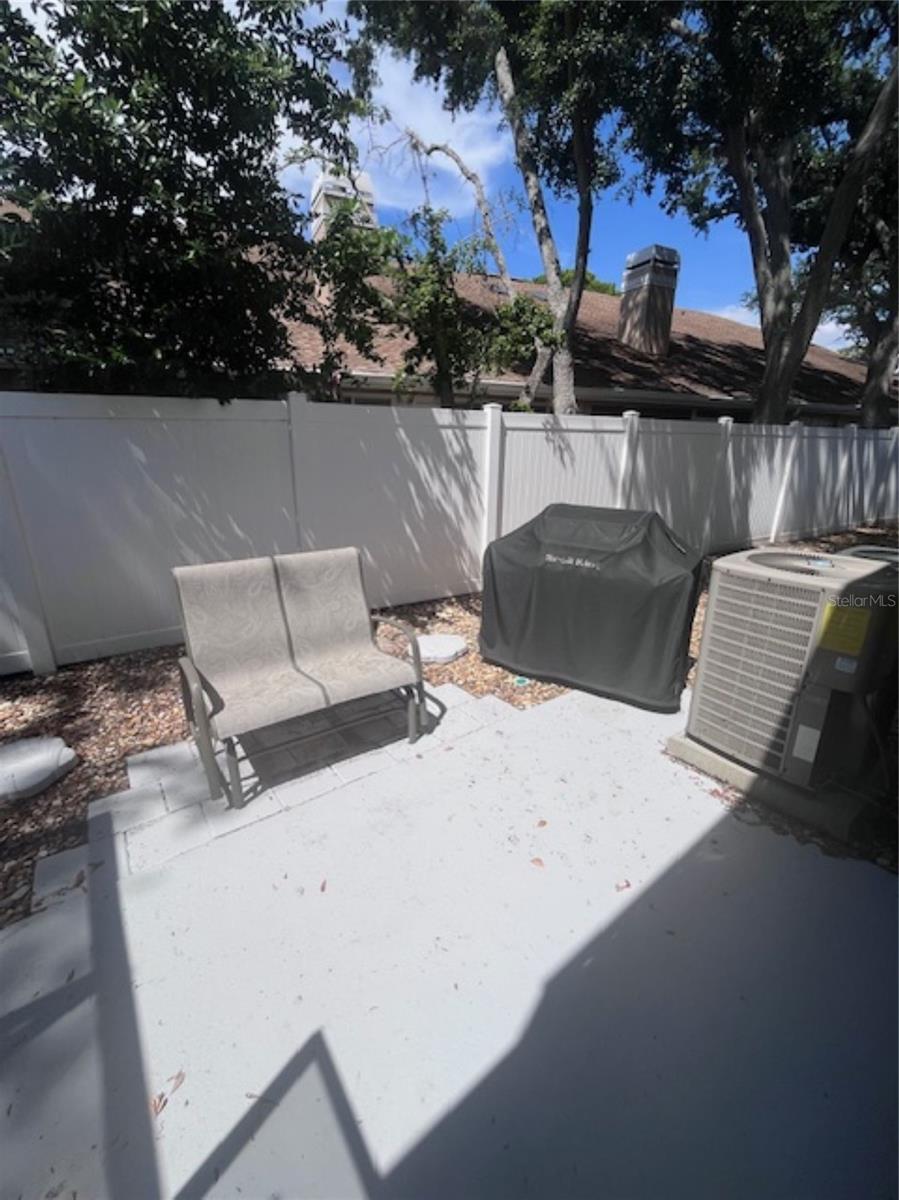 3047 OVERLOOK PL, CLEARWATER, FL — photo 19