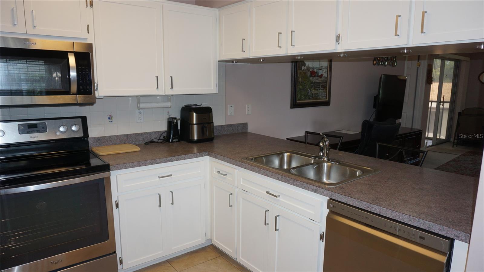 7713 HILLSIDE CT #203, HUDSON, FL — photo 6