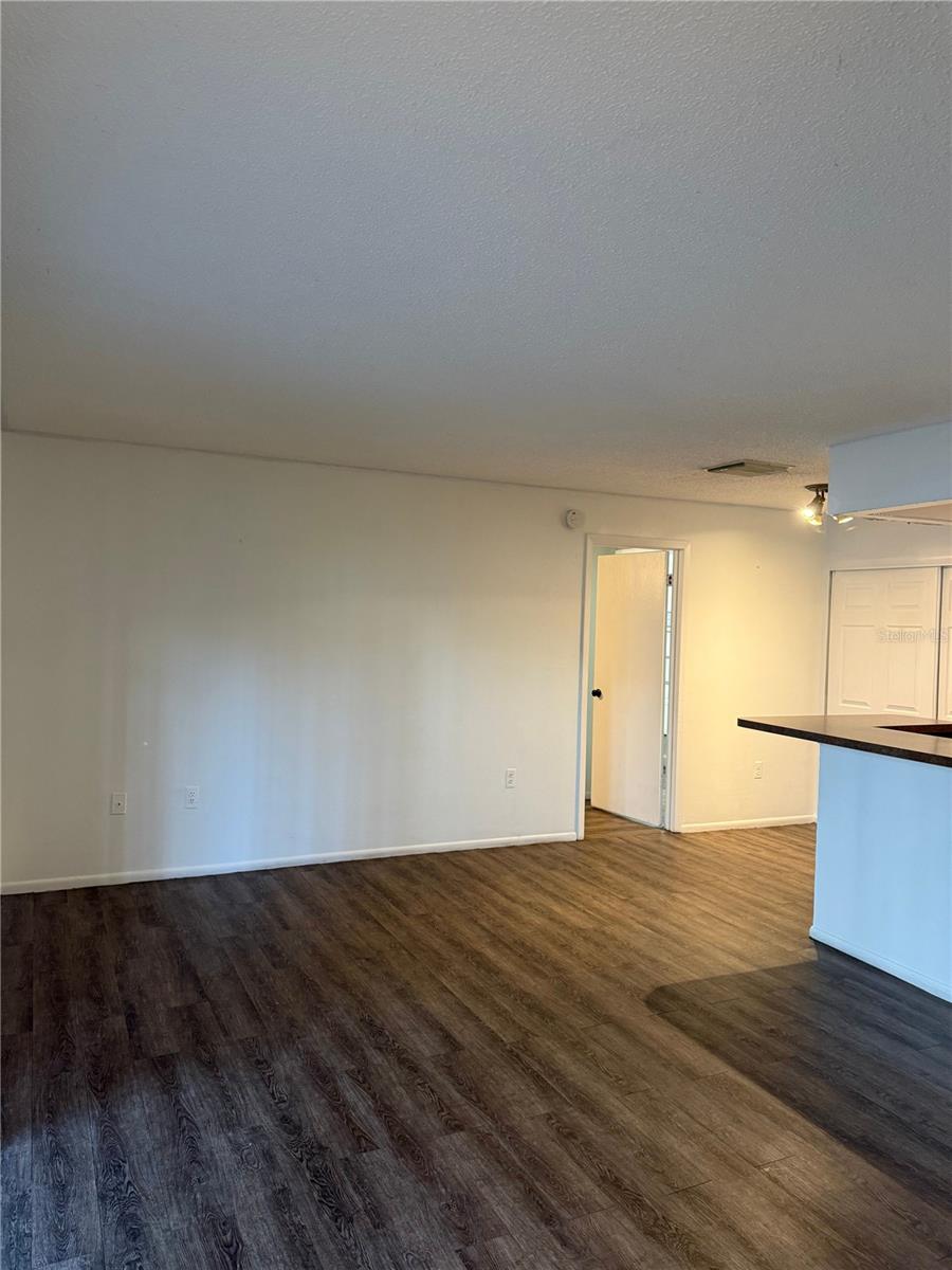3827 BAY CLUB CIR #103, KISSIMMEE, FL — photo 2