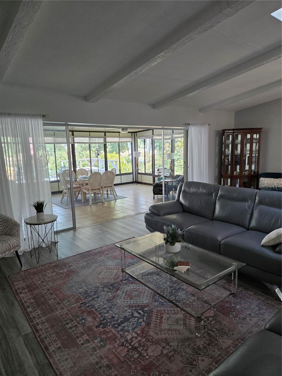 3235 BUCKHORN DR, CLEARWATER, FL — photo 4