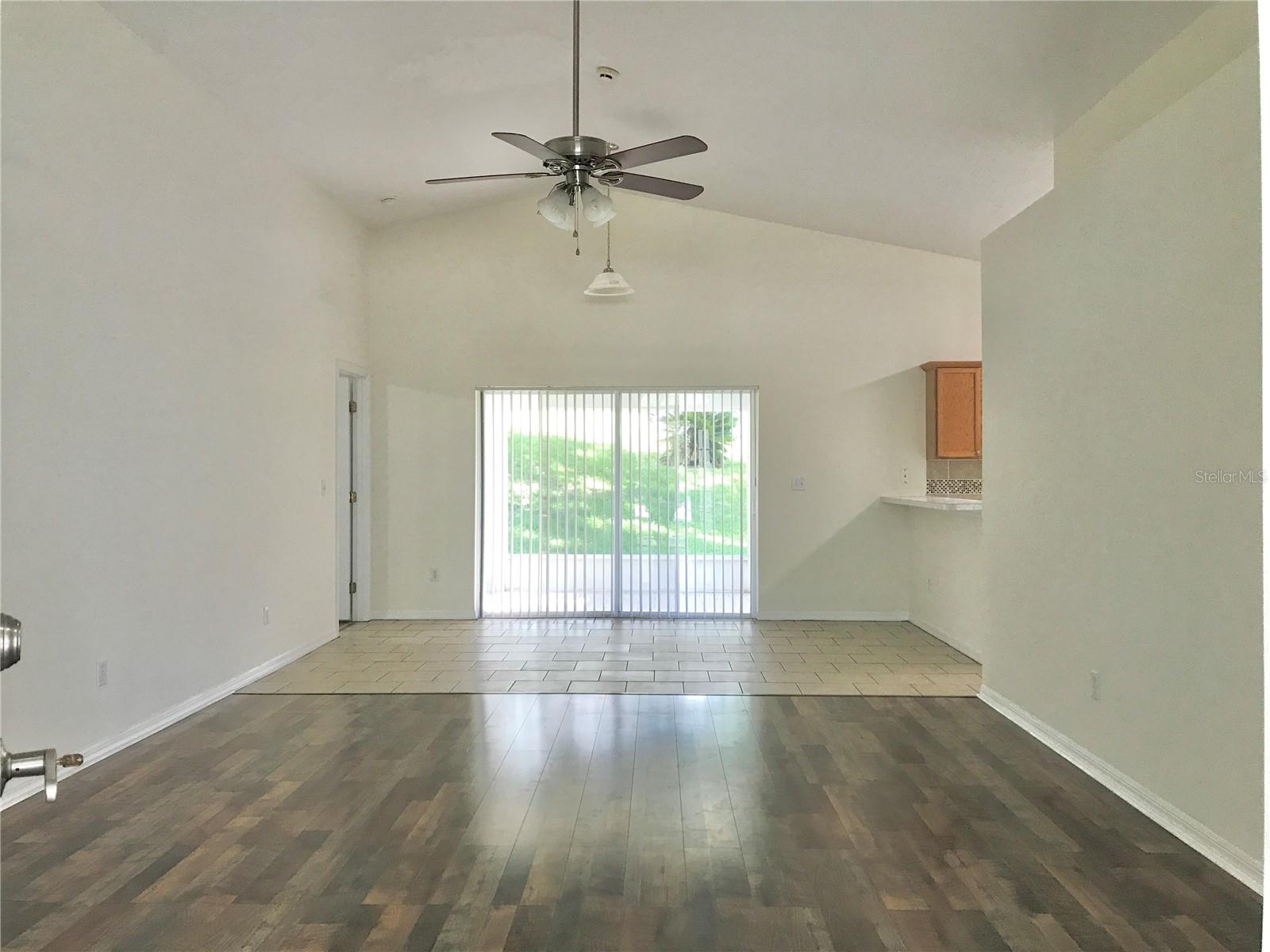 989 SCENIC VIEW CIR, MINNEOLA, FL — photo 5